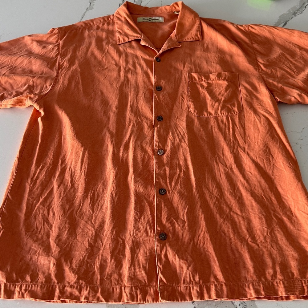 Tommy Bahama 100% Silk Camp Collar Short Sleeve Button Down Orange Large